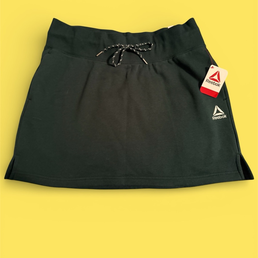 Reebok Women's Black Mini Skirt with Drawstring